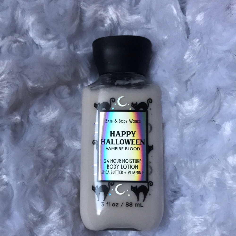 Bath & Body Works travel size Vampire Blood Body Lotion